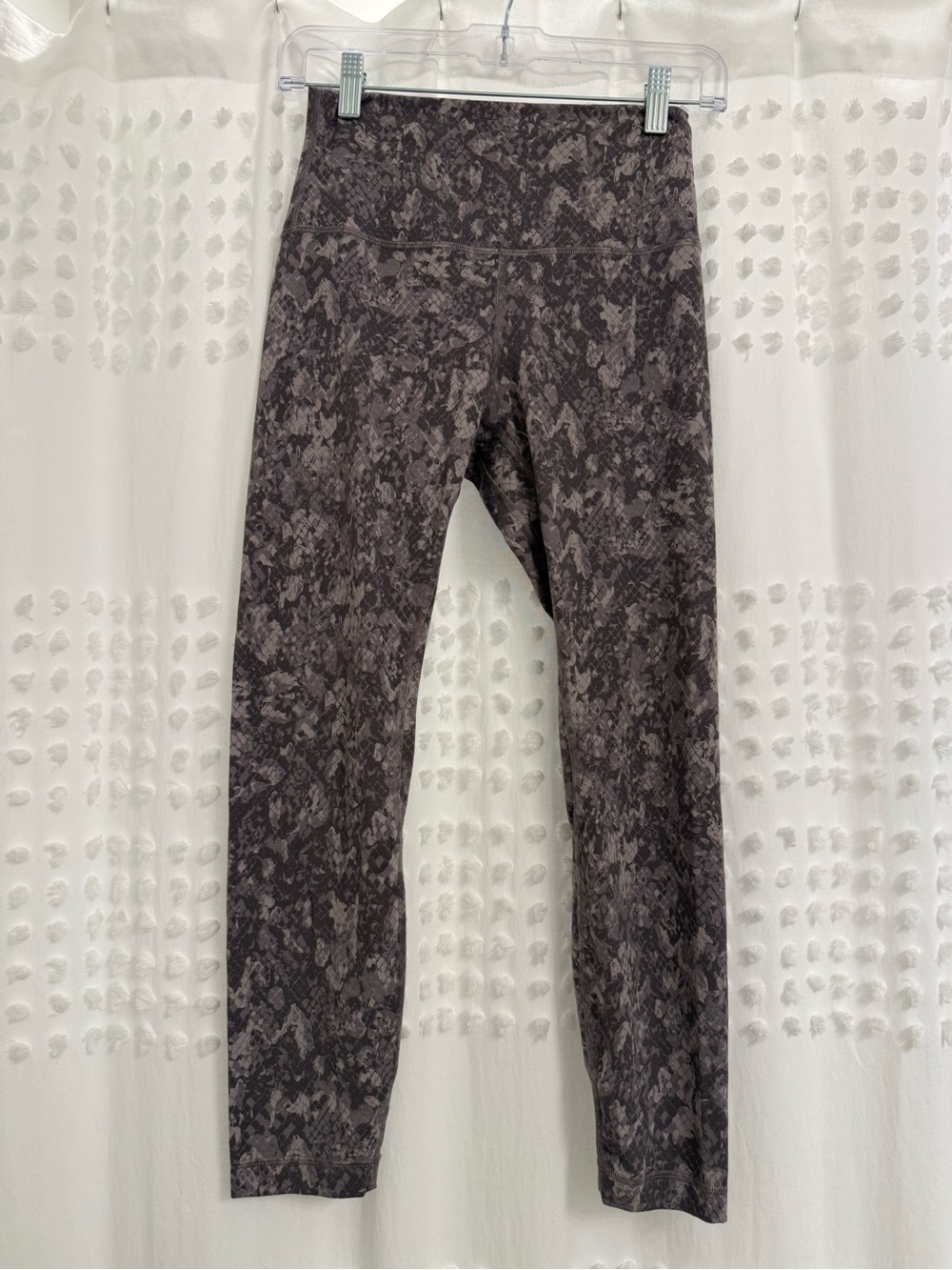 Lululemon Align Leggings in Dark Gray